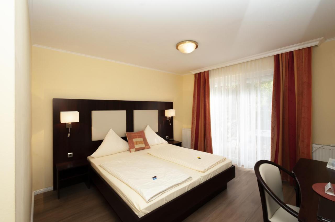 Standard Double Room,739251211:JPEG